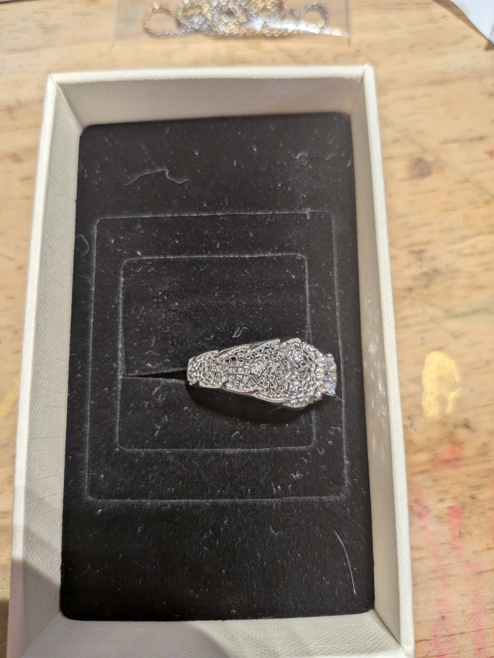 S925 with Clear Center Stone - Picture 4 of 4